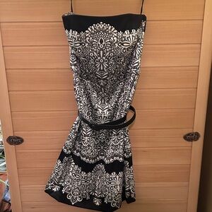 White House Black Market Black and White Strapless Printed Dress